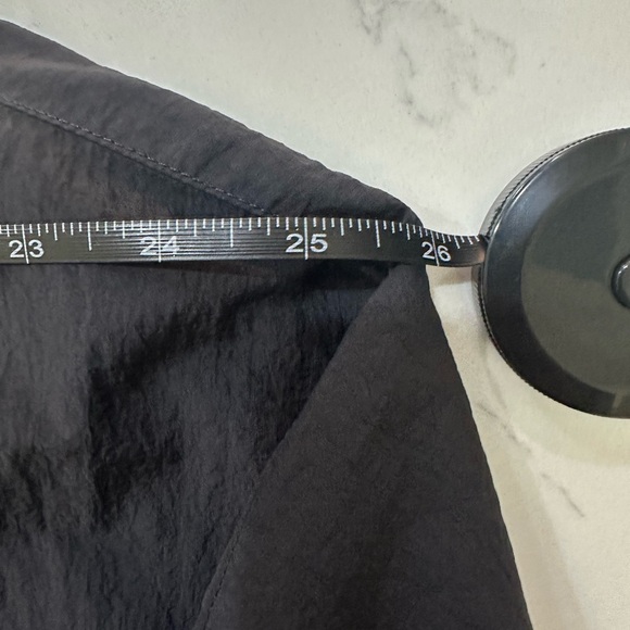 Fabletics Bobbie Glam Colorblock Cropped Jacket Black Full Zip size Large - Picture 11 of 16